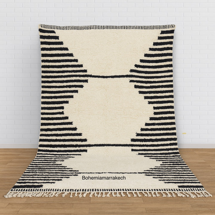 Black and White Moroccan Wool Rug – Striped Berber Design