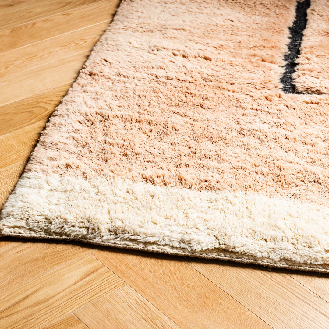 Geometric Beni Mrirt Rug – Modern Moroccan Wool Custom Design