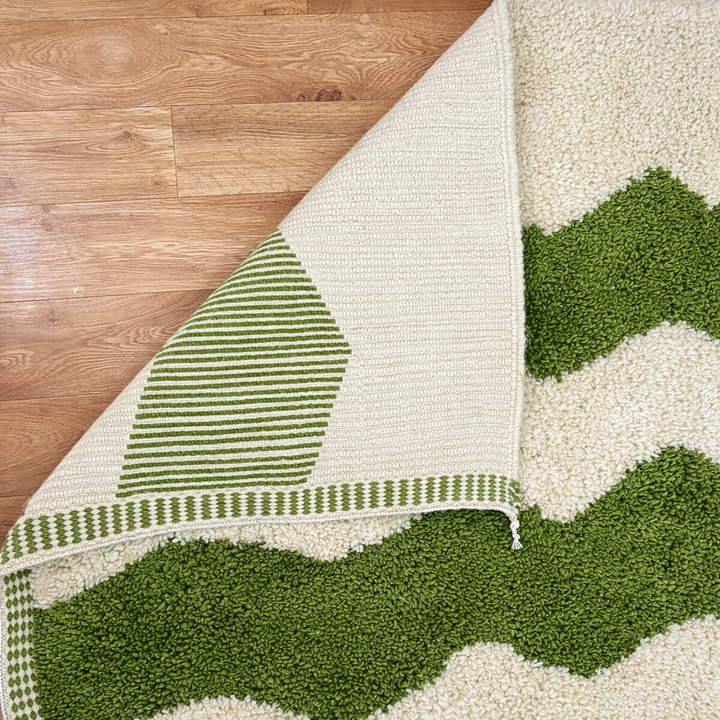 Green zigzag Moroccan wool rug with ivory background, handmade Berber shag rug from Morocco