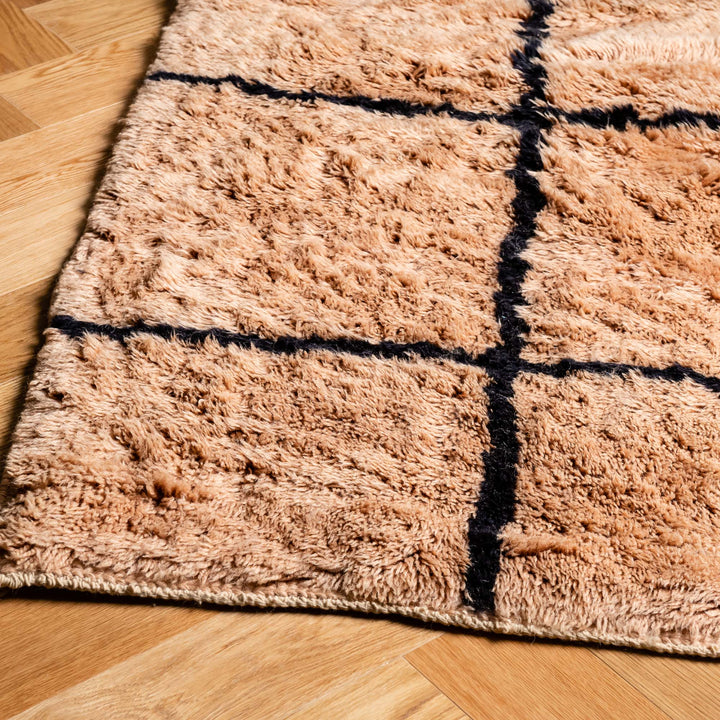 Grid Check Moroccan Wool Rug – Peach and Black Squares