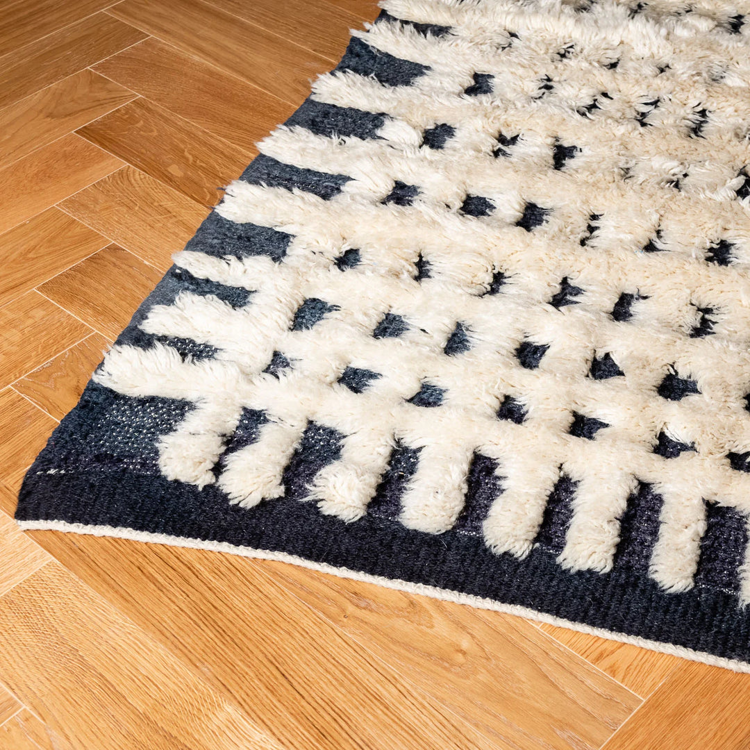Handmade Moroccan Rug – Cream Wool with Black Dotted Grid Pattern