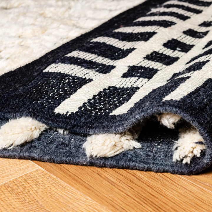 Handmade Moroccan Rug – Cream Wool with Black Dotted Grid Pattern