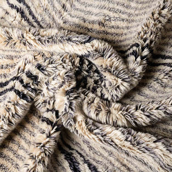 Handmade Moroccan Wool Rug with Black Chevron Illusion Pattern