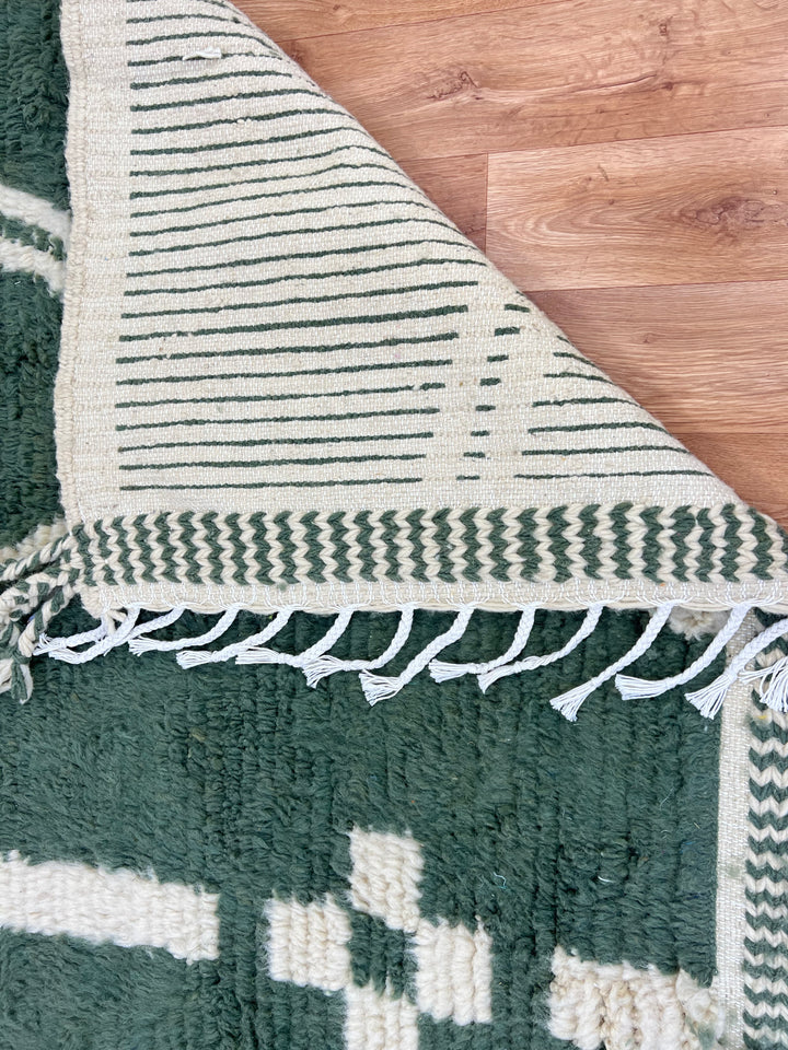 Green Beni Mrirt Rug – Handmade Moroccan Geometric Design
