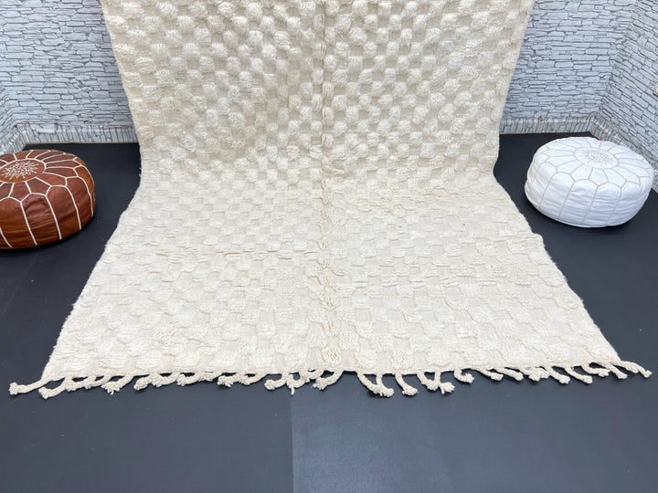 White Textured Moroccan Rug – Handmade Wool Carpet