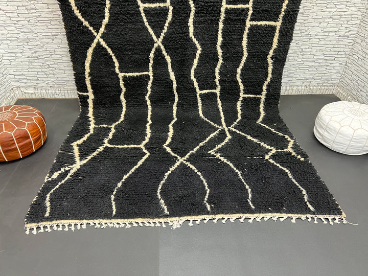 Black Beni Ourain Rug – Handmade Moroccan Wool Carpet
