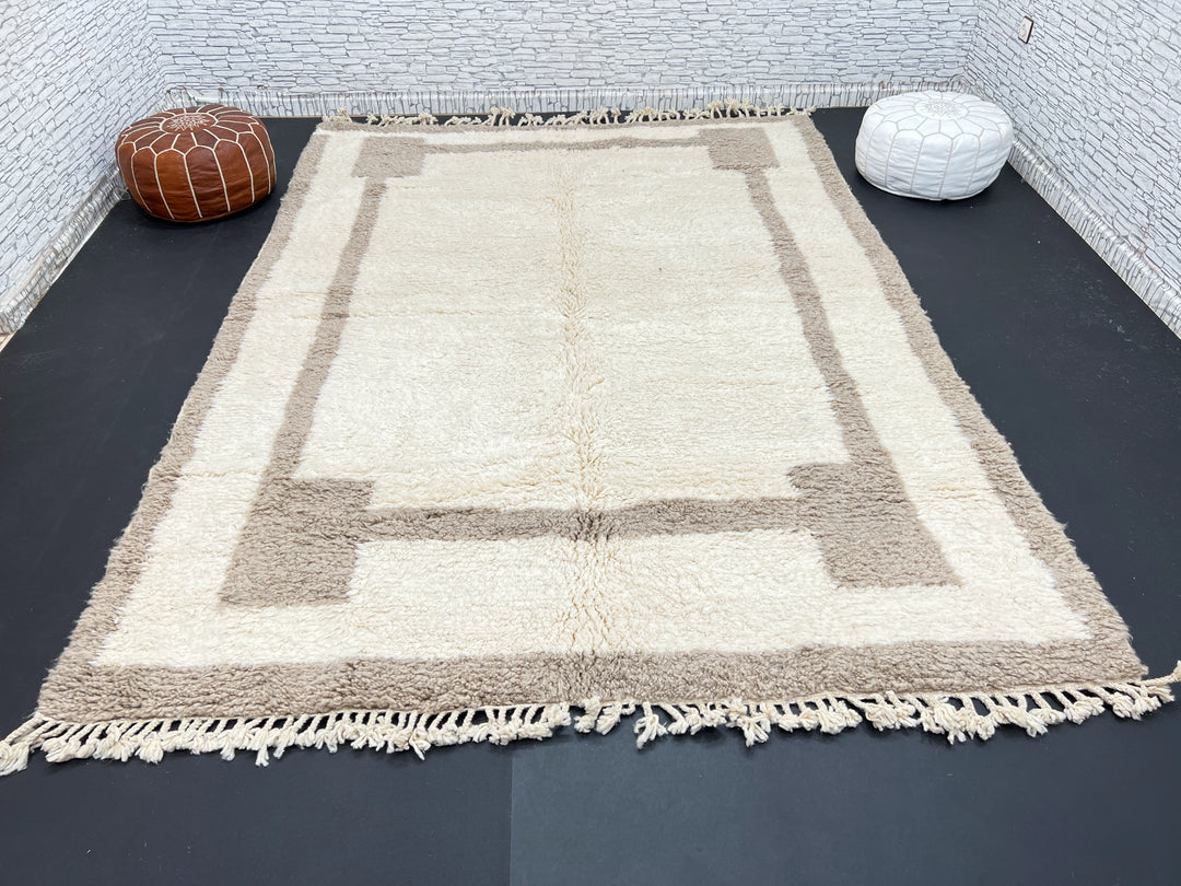 Beige Minimalist Moroccan Rug – Handmade Wool Carpet