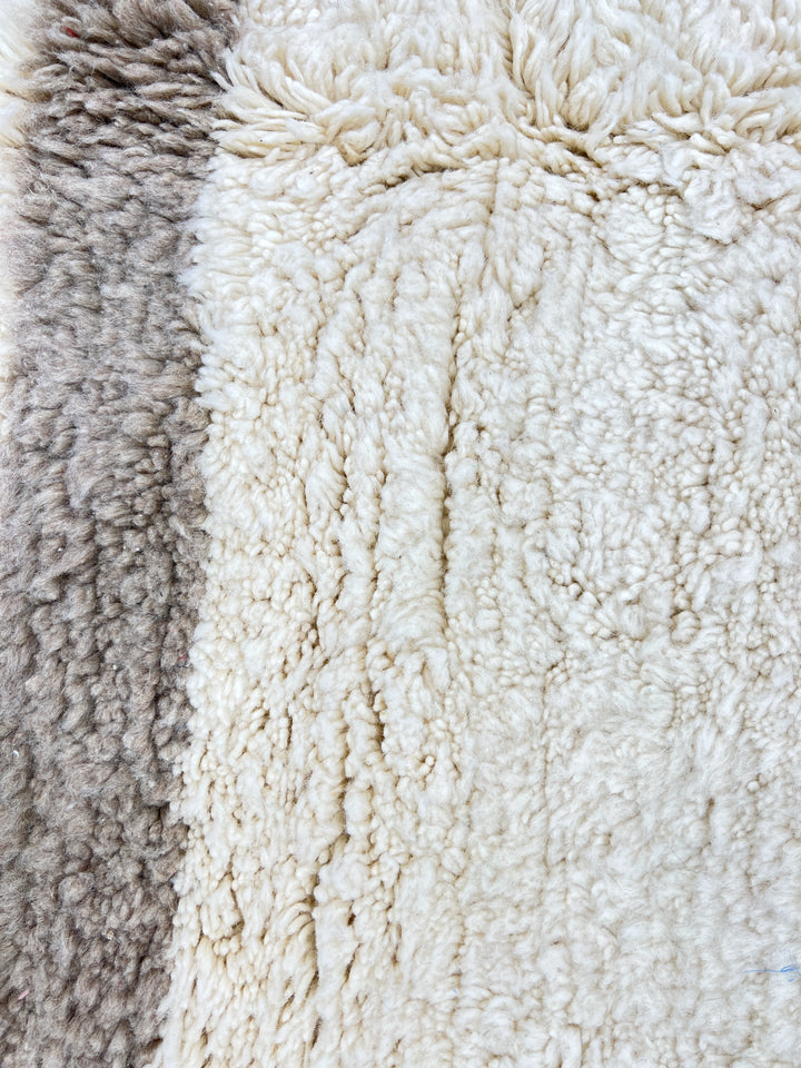 Round Beige Geometric Moroccan Wool Rug