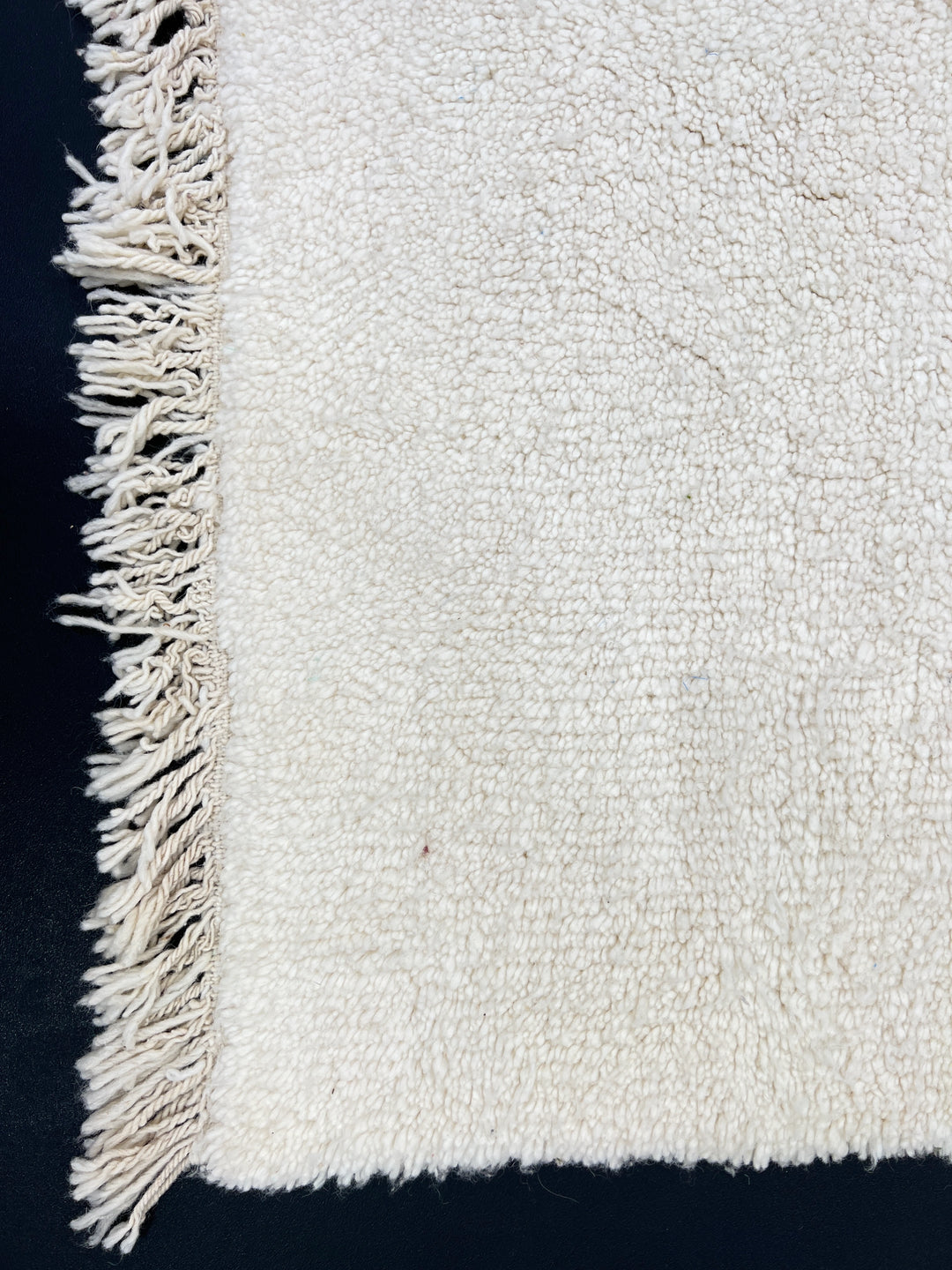White moroccan rug - Beni ourian wool rug