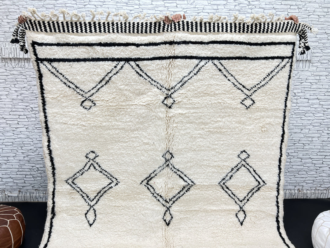 Beni Ourain Moroccan Wool Rug – Black & White