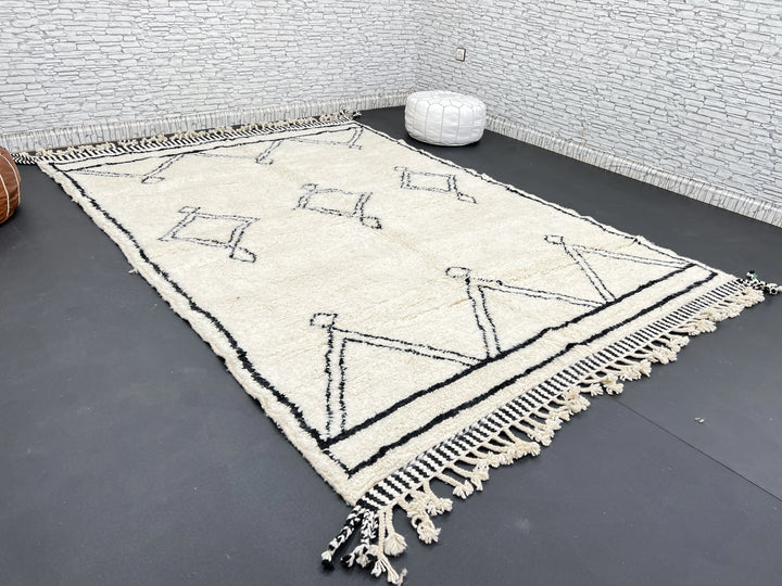 Beni Ourain Moroccan Wool Rug – Black & White