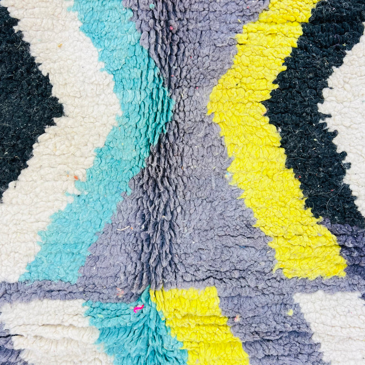 Chevron Vintage Moroccan Rug with colorful zigzag patterns, 250x157 cm, handmade Berber wool rug, Moroccan artisan design
