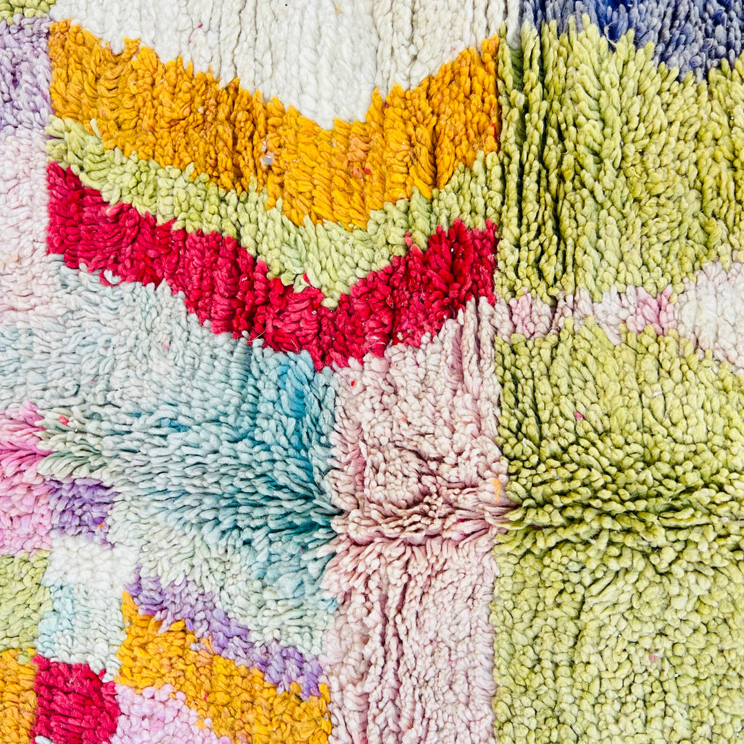 Colorful vintage Moroccan rug with geometric pattern – 243 x 167 cm


