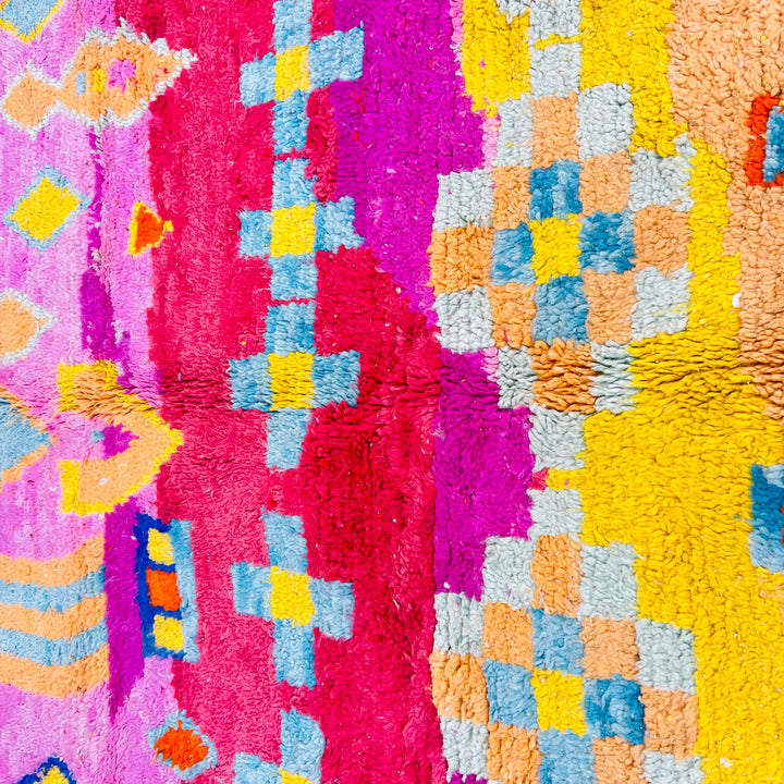 Colorful vintage Moroccan rug with diamond and cross motifs – Rug 640 (237x158 cm)

