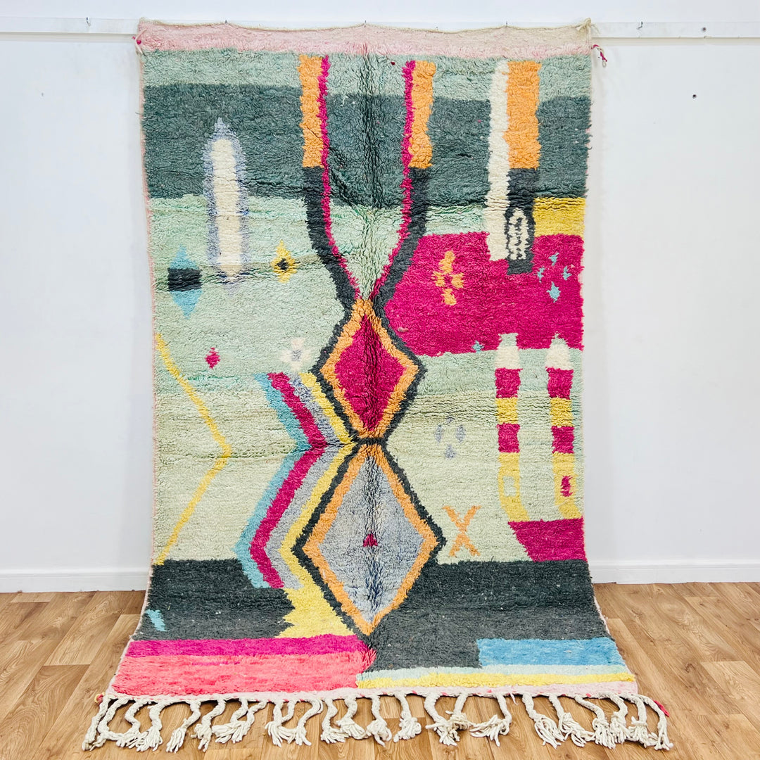 Vintage Moroccan Rug 638 – abstract multicolor geometric design, handwoven wool, size 256x155cm

