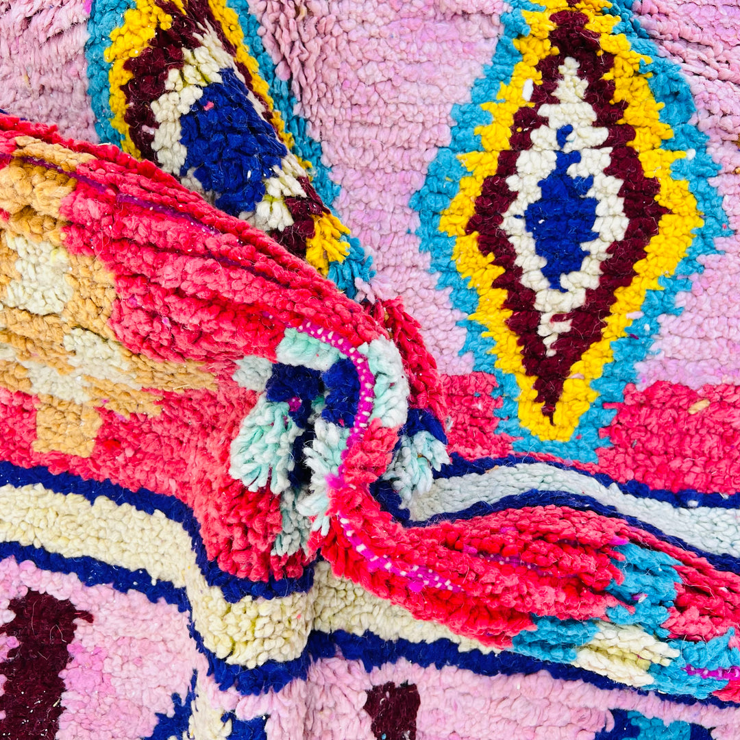 Vintage Moroccan rug 673 with pink, red, yellow, and blue geometric patterns – size 247x155 cm

