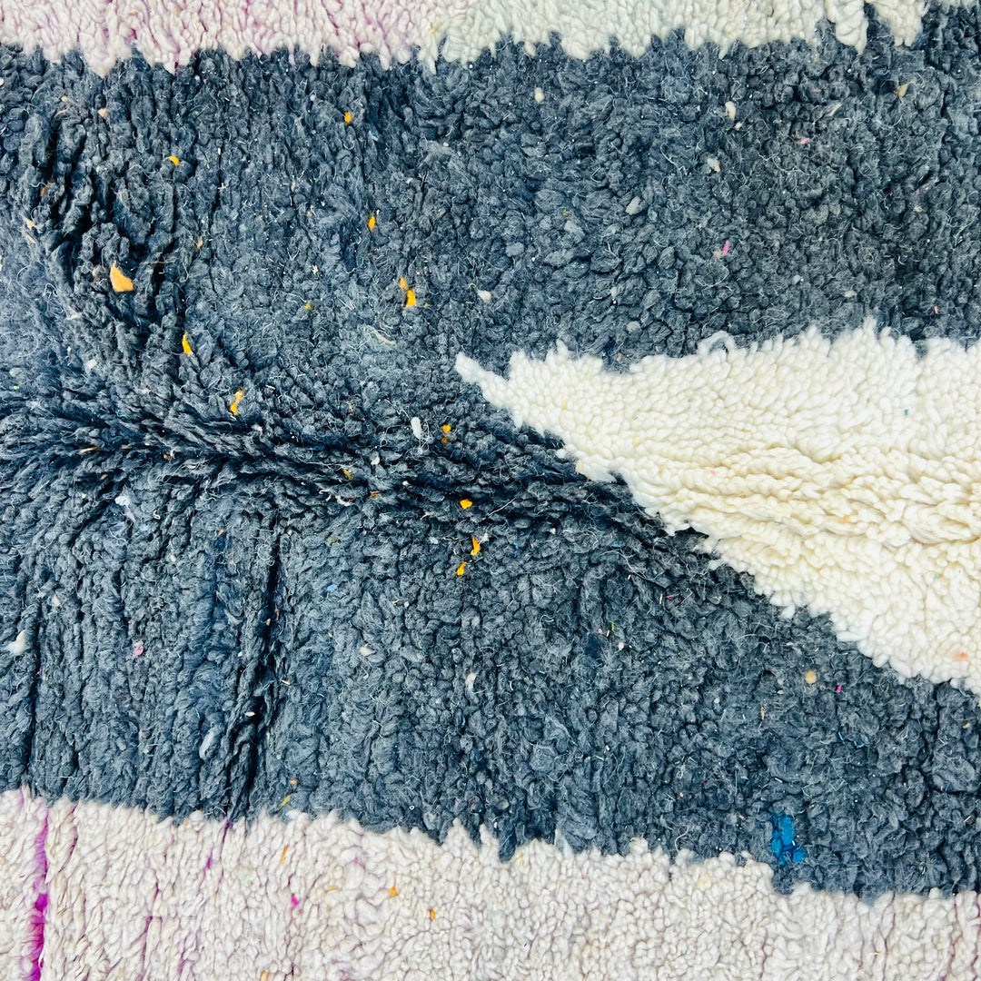 Vintage Moroccan wool rug 678 with abstract black and cream semi-circle design, handmade 260x155cm

