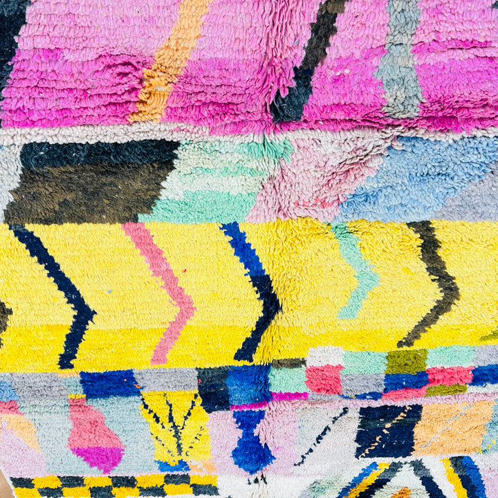 Colorful vintage Moroccan rug 255x150 cm handmade with geometric patterns – Rug 618

