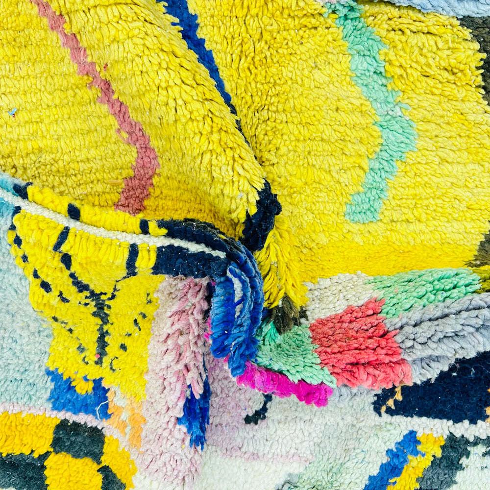 Colorful vintage Moroccan rug 255x150 cm handmade with geometric patterns – Rug 618


