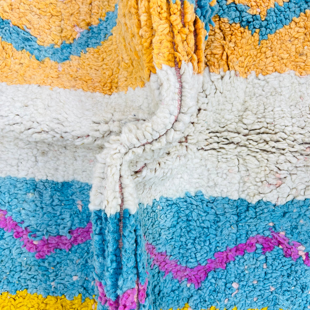 Colorful vintage Moroccan wool rug with pink, yellow, and blue vertical patterns – Rug 617 (245x155 cm)

