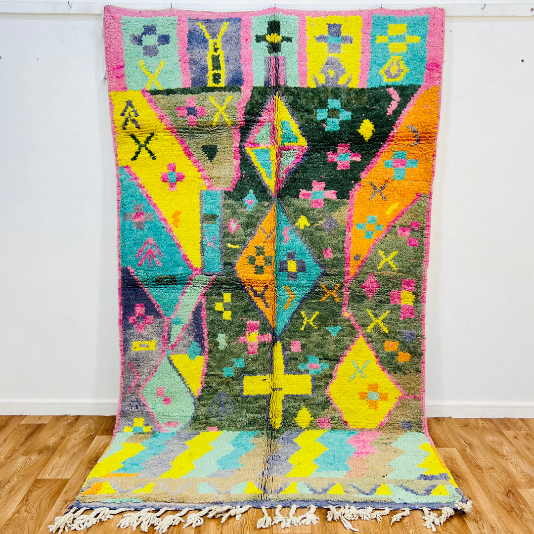 Vintage Moroccan rug 602 – colorful handmade wool rug with geometric Berber patterns – 255x153 cm

