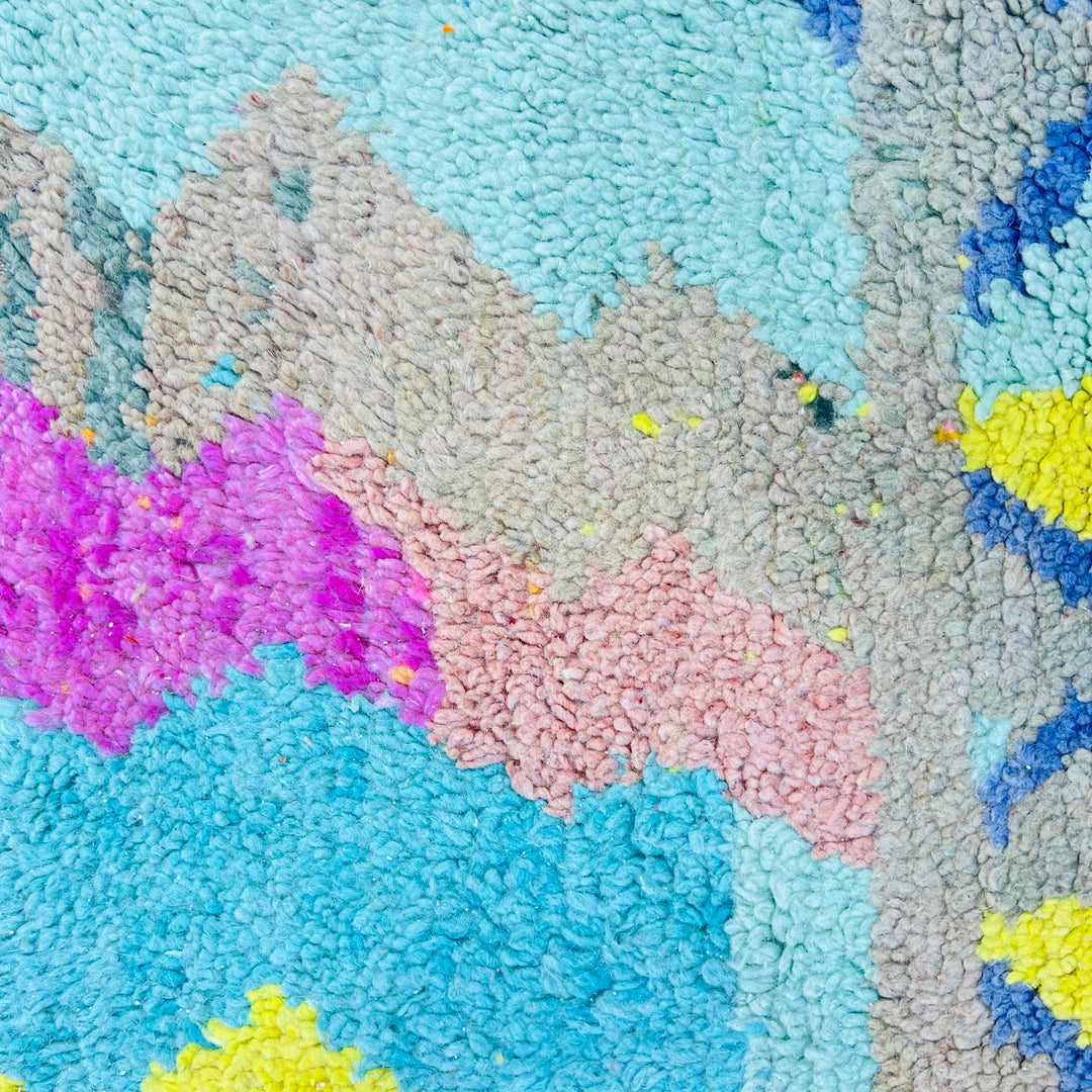 Vintage Moroccan rug 602 – colorful handmade wool rug with geometric Berber patterns – 255x153 cm

