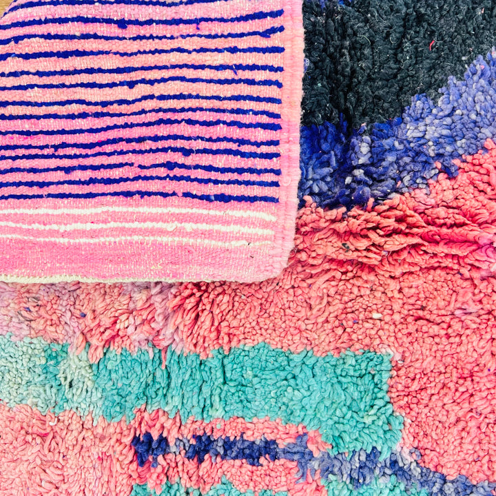 Handmade vintage Moroccan wool rug in pink and blue – Rug 721 (270x147 cm)

