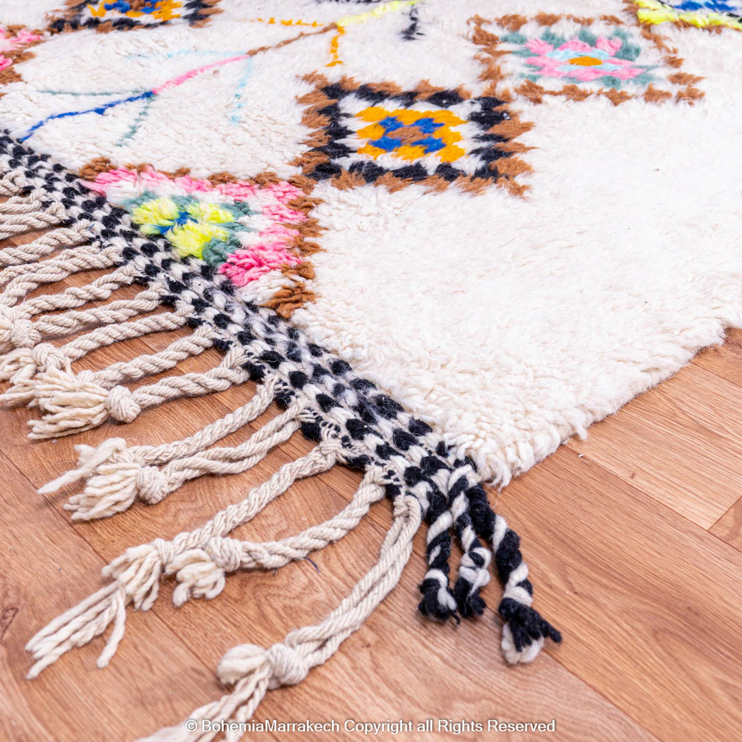 Large Beni Ourain Moroccan rug with colorful diamond motifs on white wool background – handmade Berber shag carpet