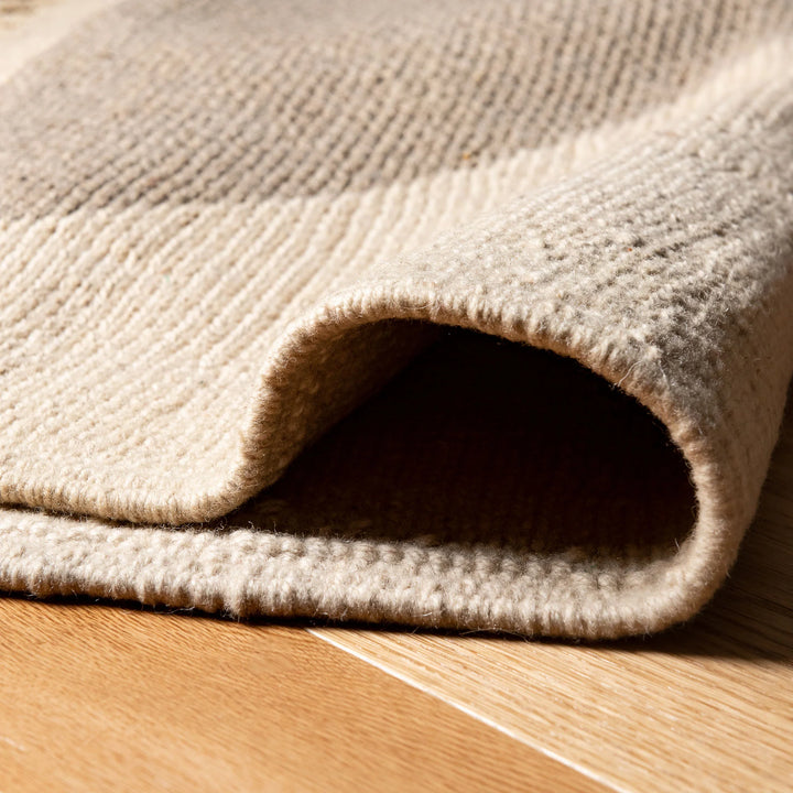 Minimalist Beige Wool Rug with Geometric Pile – Handmade