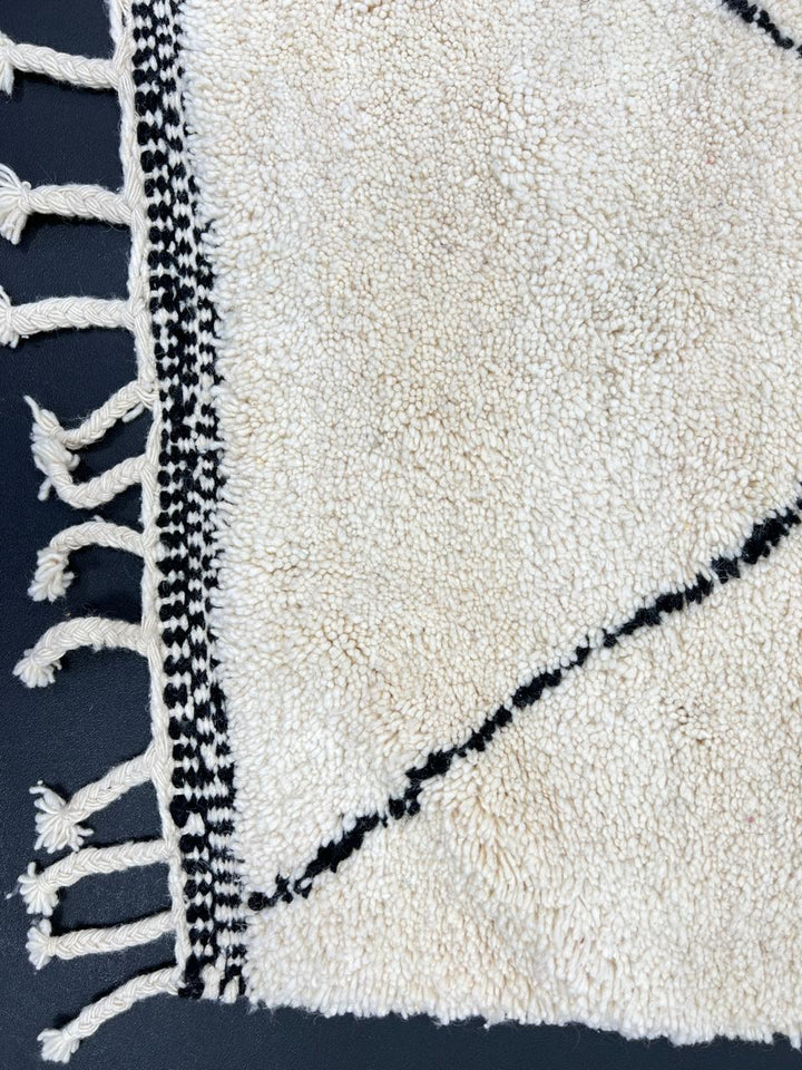 Cream Beni Ourain Moroccan wool rug with black diamond lines