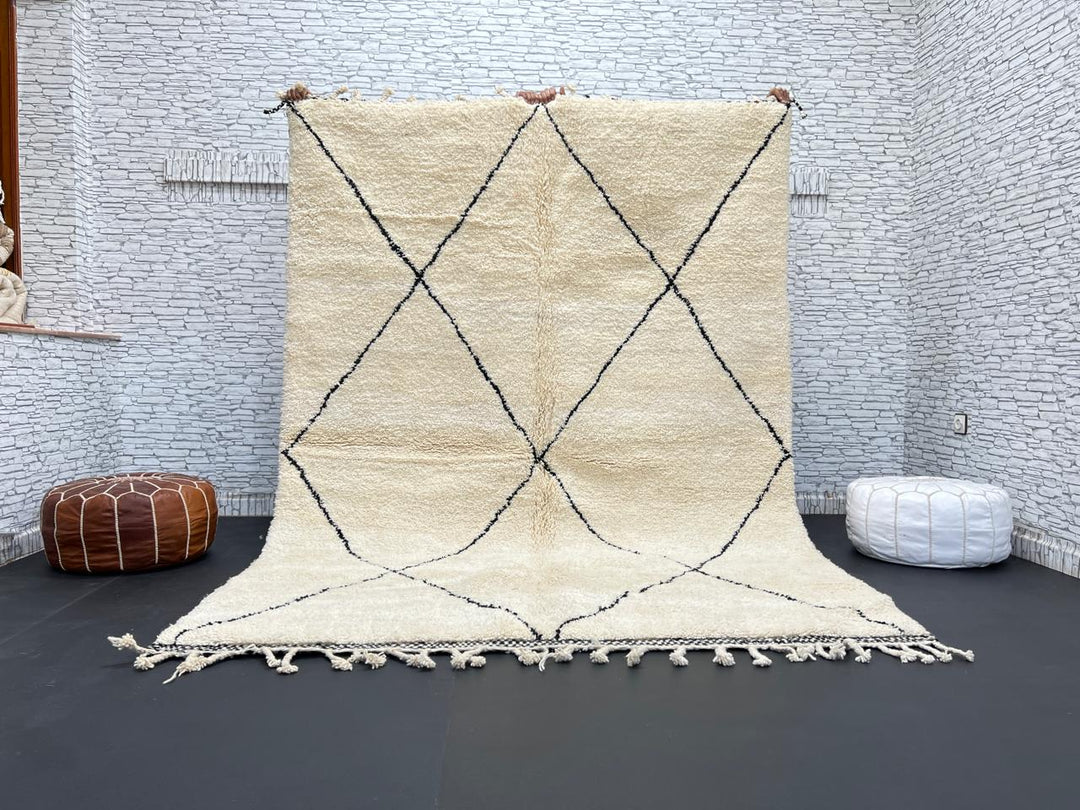 Cream Beni Ourain Moroccan wool rug with black diamond lines 