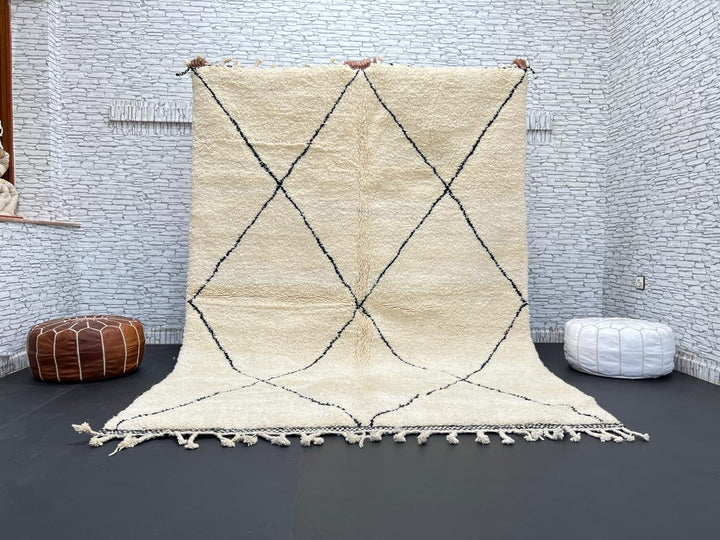 Cream Beni Ourain Moroccan wool rug with black diamond lines 