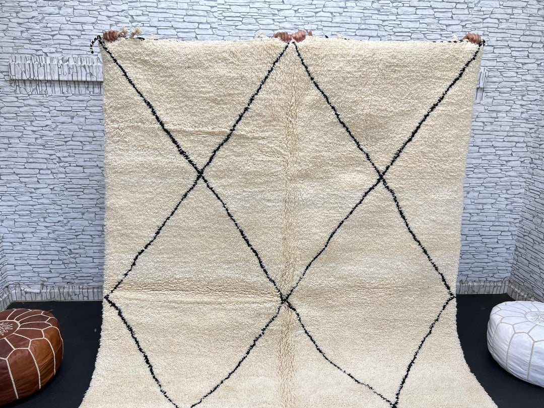 Cream Beni Ourain Moroccan wool rug with black diamond lines