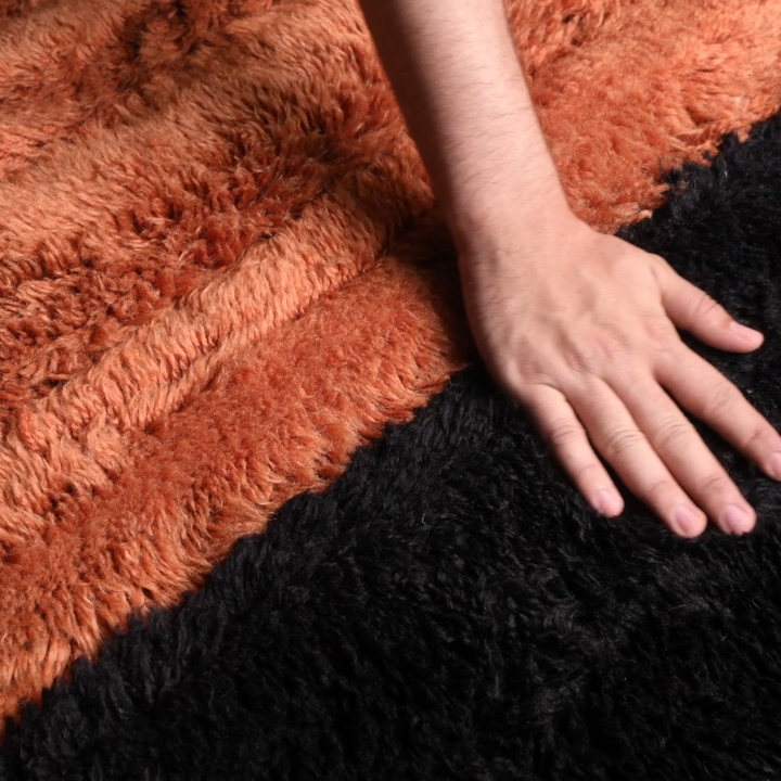 Modern Black & Rust Beni Mrirt Wool Rug – Handmade in Morocco