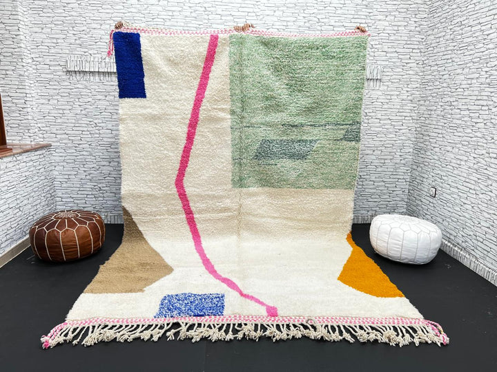 Modern Moroccan Wool Rug – Abstract Minimalist Art Design