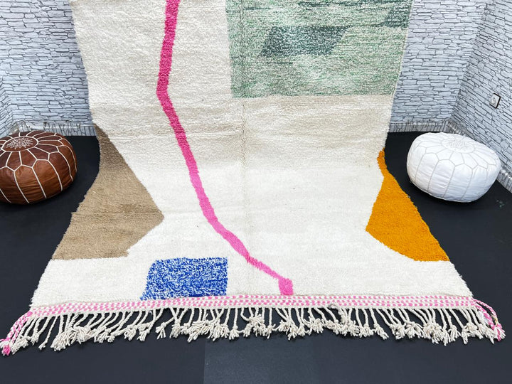 Modern Moroccan Wool Rug – Abstract Minimalist Art Design