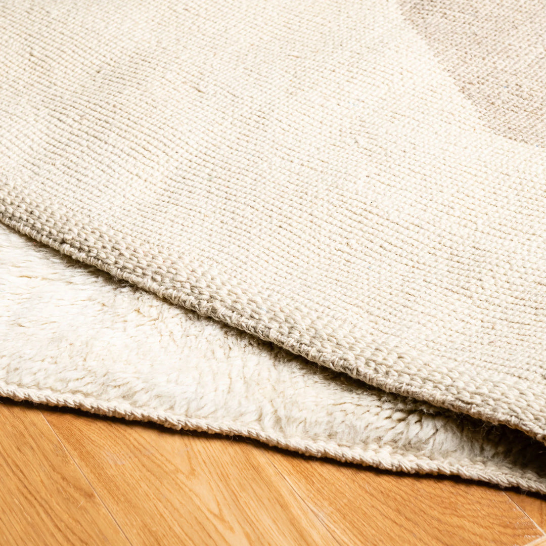 Modern Moroccan Wool Rug – Bold Black Stripe, Handmade Design