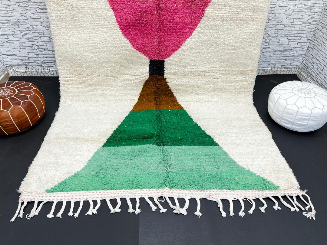 Modern Moroccan Wool Rug – Pink & Green Hourglass Design