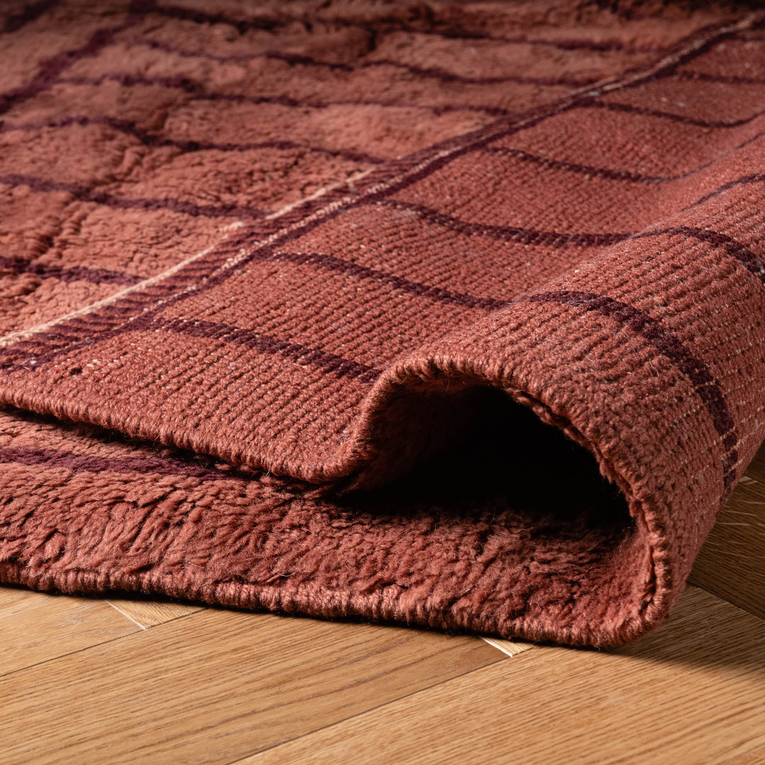 Modern Terracotta Beni Mrirt Rug – Handwoven Moroccan Art