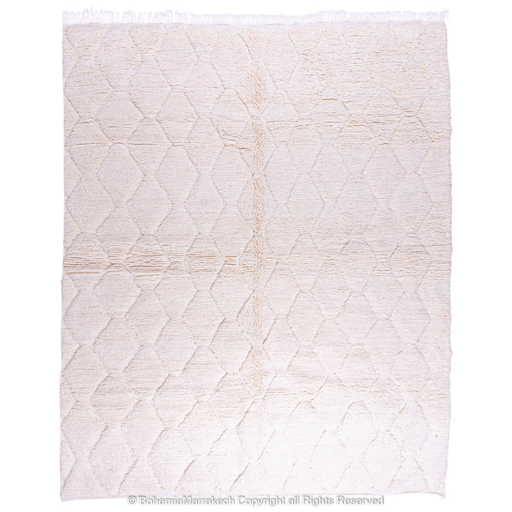 White handmade Moroccan wool rug with subtle geometric Beni Ourain diamond pattern
