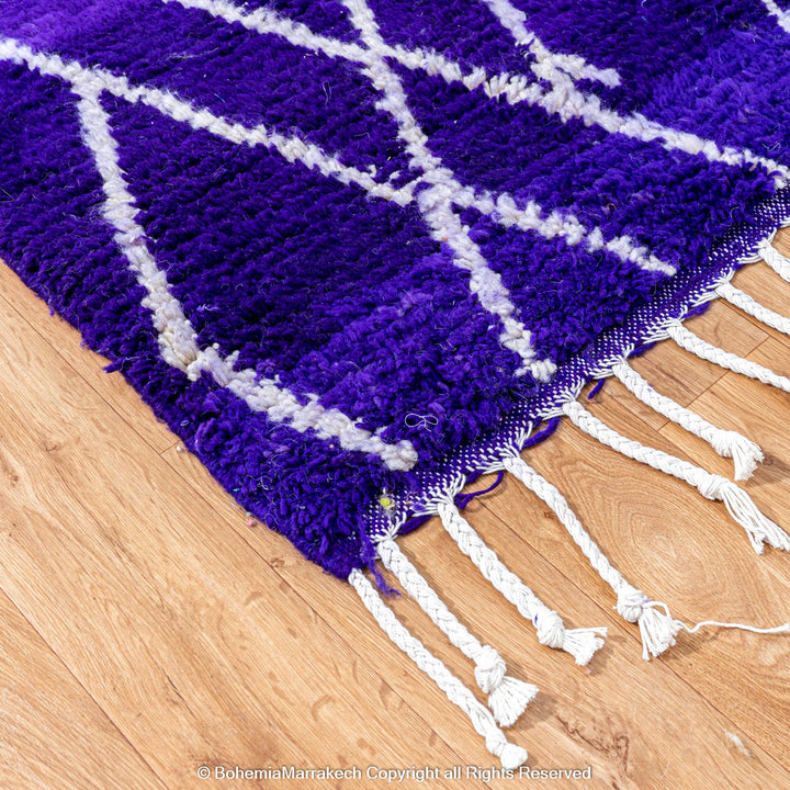 Handmade blue Moroccan rug with white diamond lattice – Beni Ourain wool carpet