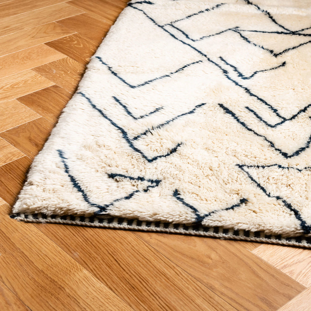 Mountain Pattern Moroccan Rug – Handmade Wool Beni Ourain