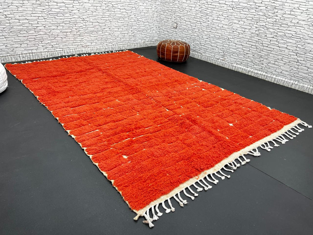 Handmade Moroccan wool rug in deep red with geometric block pattern – Berber shag carpet