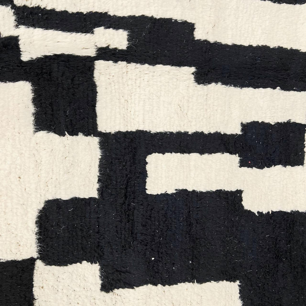 round black white moroccan wool rug abstract berber round rug