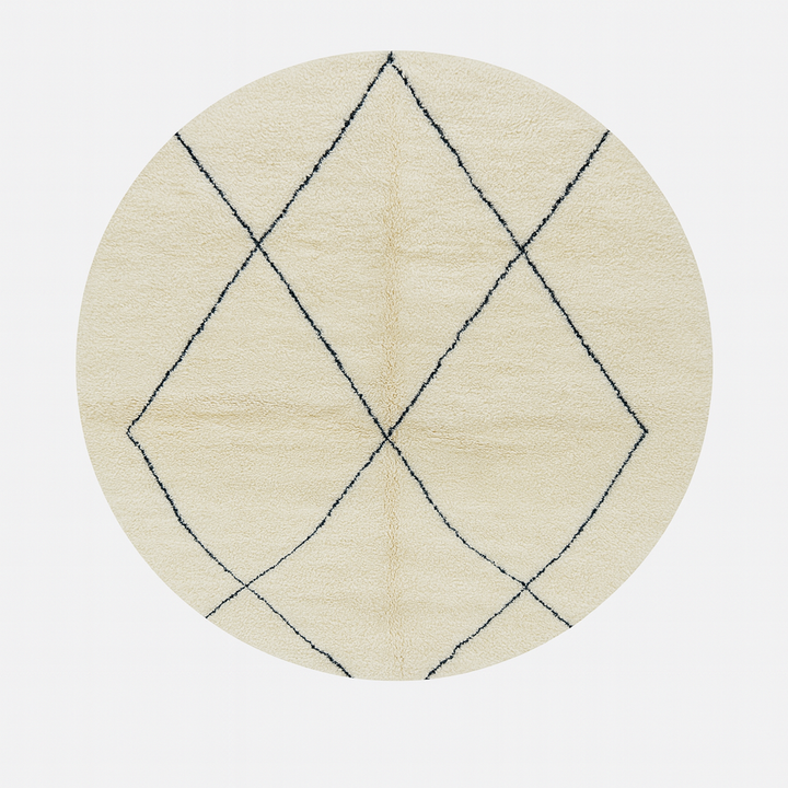 Round Moroccan Rug – White Wool with Diamond Lines