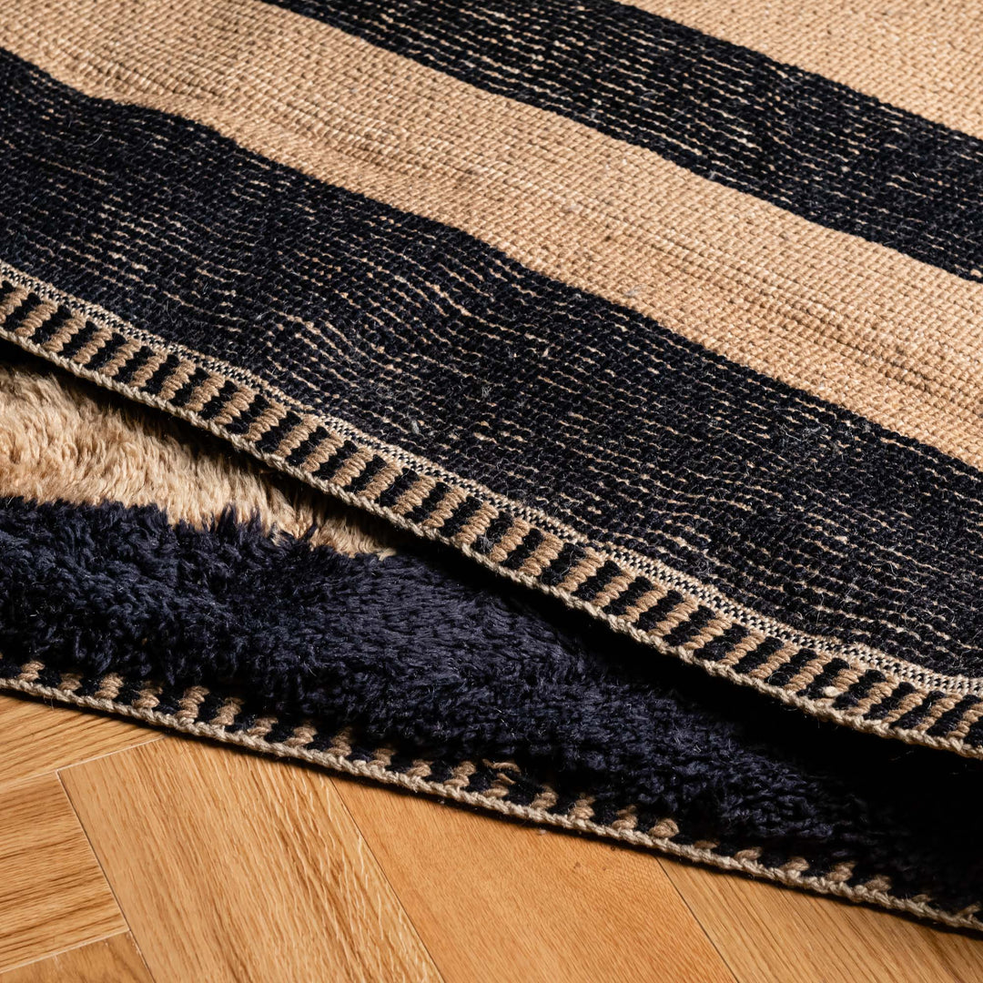 Striped Moroccan Wool Rug – Black and Beige Zebra Pattern
