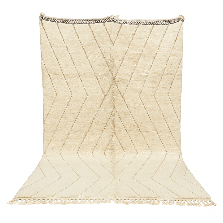 Beige Beni Ourain Moroccan wool rug with chevron line pattern and handmade Berber craftsmanship