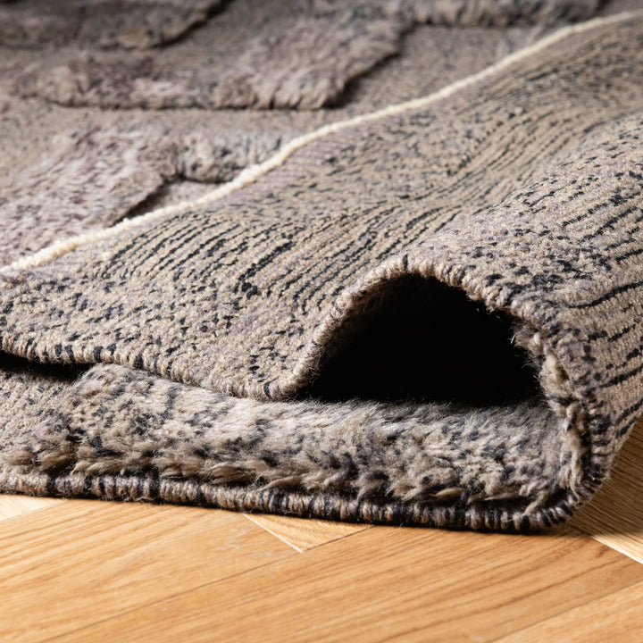 Textured Gray Wool Rug – Handwoven Modern Moroccan Style