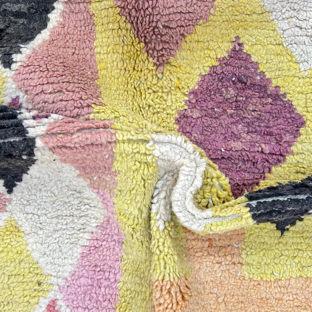 Vintage Moroccan wool rug 762 – handmade yellow and pink diamond Berber carpet 265 × 153 cm (8.69 × 5.02 ft).