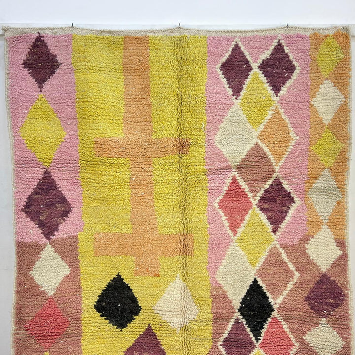 Vintage Moroccan wool rug 762 – handmade yellow and pink diamond Berber carpet 265 × 153 cm (8.69 × 5.02 ft).